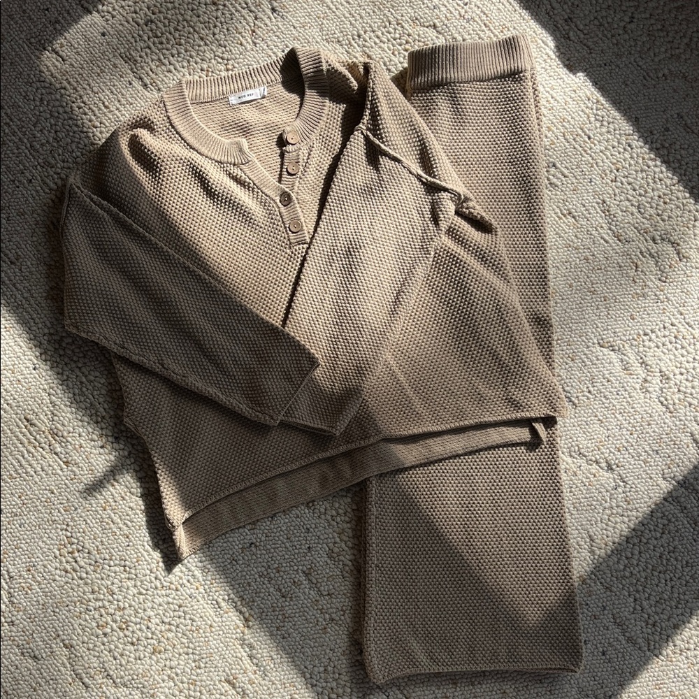 Mod Ref Beige Waffle Knit Set